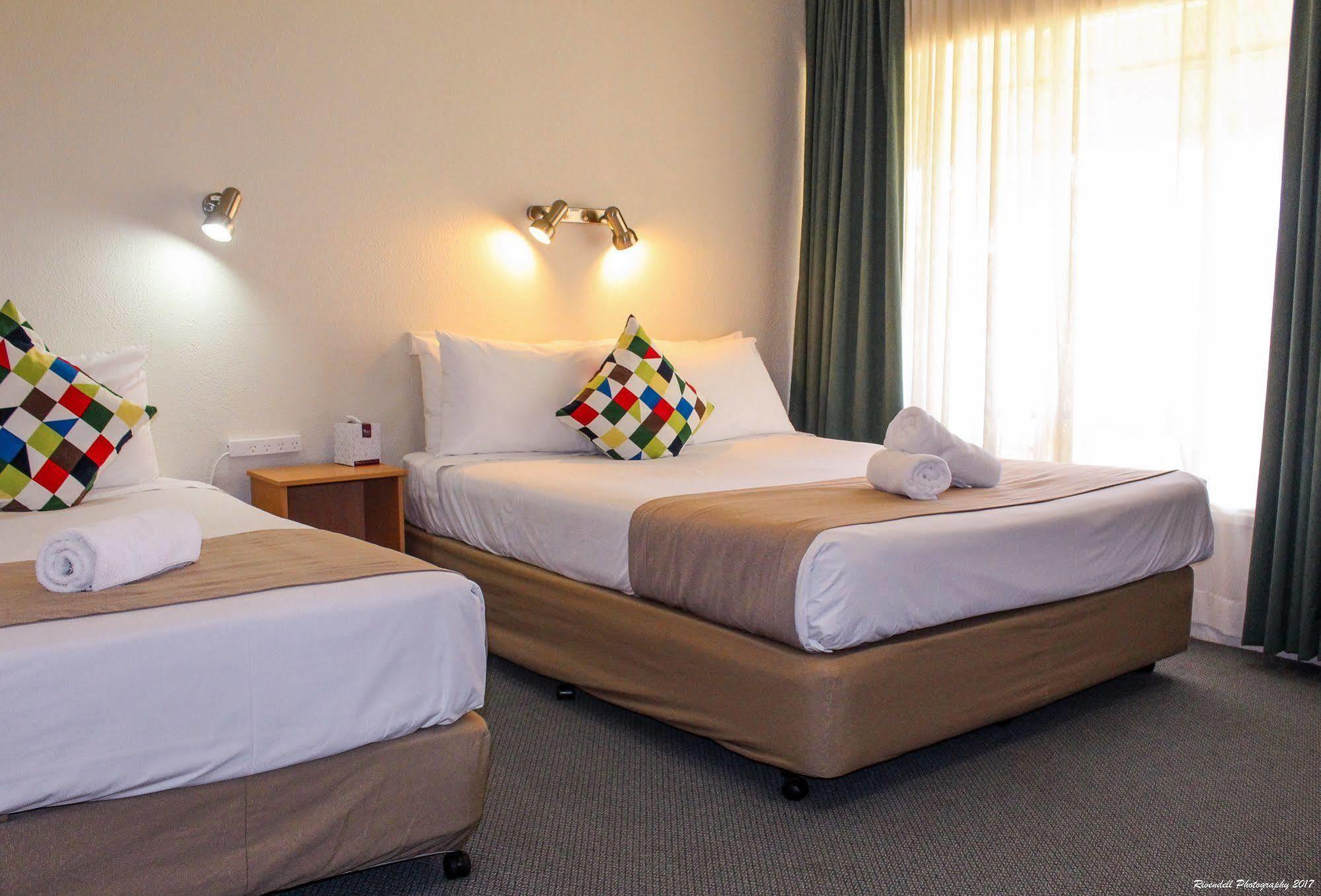 Motel Riverina Leeton Dış mekan fotoğraf